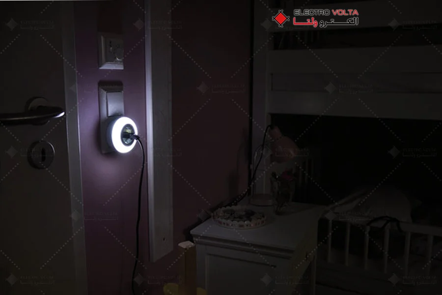 چراغ خواب RCD/LED با سنسور روز و شب برننشتول 5 چراغ خواب RCD/LED با سنسور روز و شب برننشتول