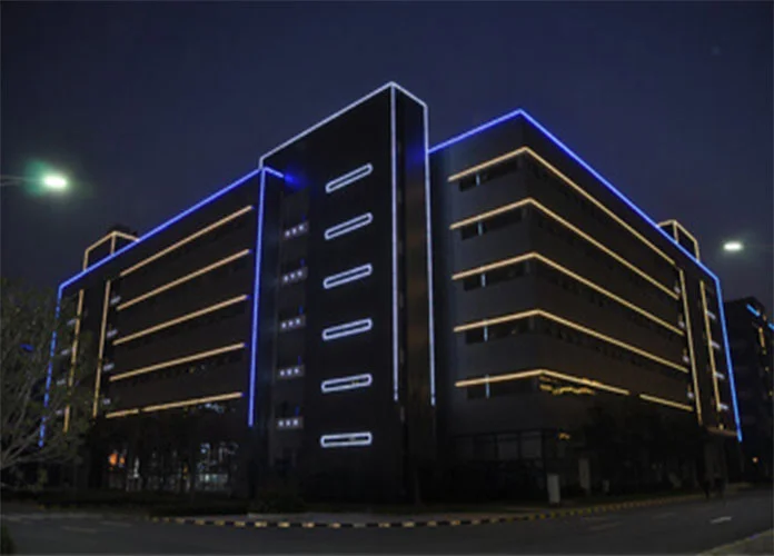 نورپردازی چراغ خطی